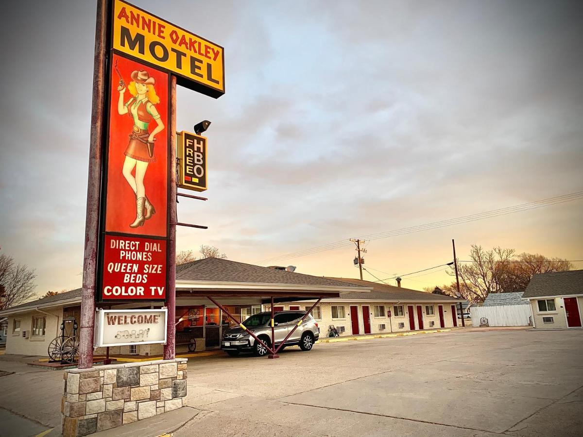 Annie Oakley Motel Oakley Eksteriør bilde